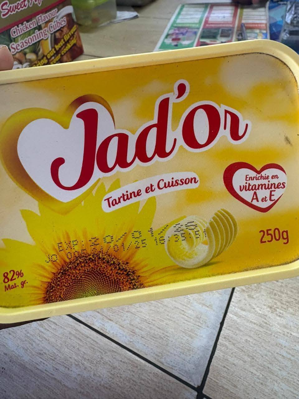 NOGIAZANA NY SAKAFO SY ENTANA LANY DATY TRATRA TAMINA TRANOMBAROTRA IRAY TAO TAOLAGNARO