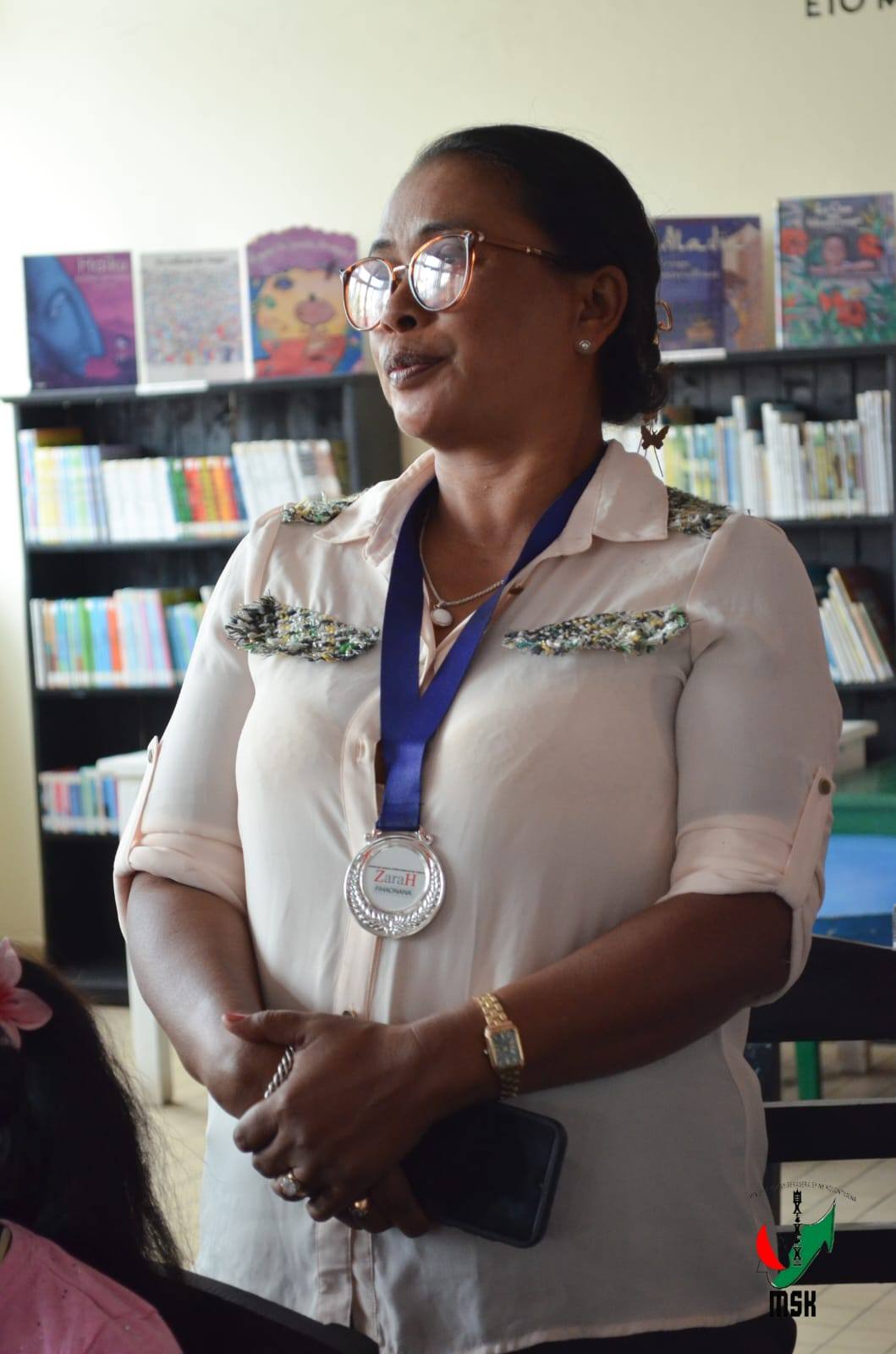 ZARO HO TIA VAKY BOKY NY ANKIZY MPIANATRA