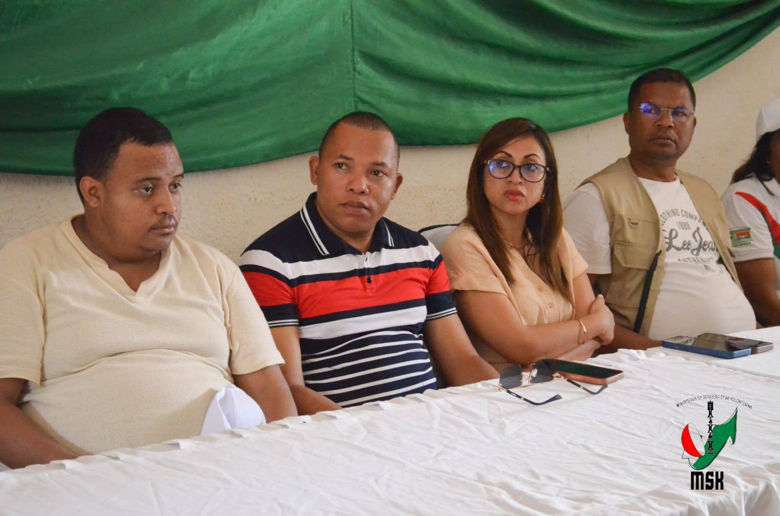 MITSANGANA NY "CENTRE OPERATIONNEL"AO BETSIBOKA ANDRINDRANA NY ASA FANARENANA NY TAKAITRA NAVELAN'NY RIVODOZA FYTIA