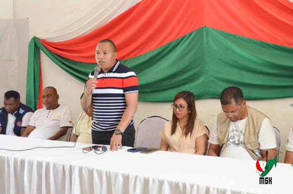 MITSANGANA NY "CENTRE OPERATIONNEL"AO BETSIBOKA ANDRINDRANA NY ASA FANARENANA NY TAKAITRA NAVELAN'NY RIVODOZA FYTIA