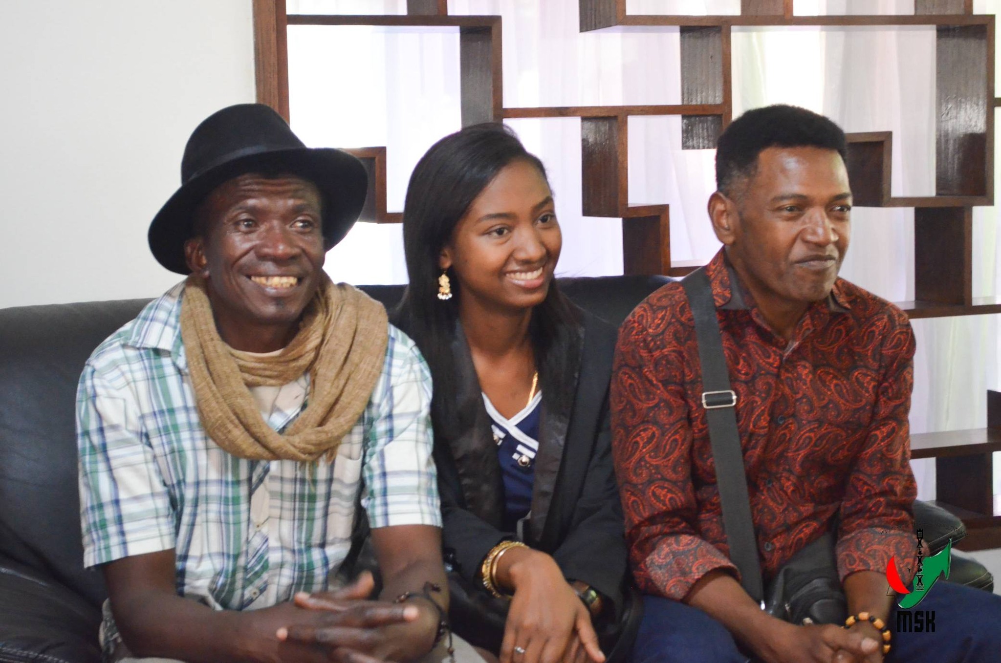 NAHAZO AMBOARA TAMIN’NY FIFANINANANA SEHO ARA-JAVA-KANTO NATAO TANY INDIA NY MALAGASY .