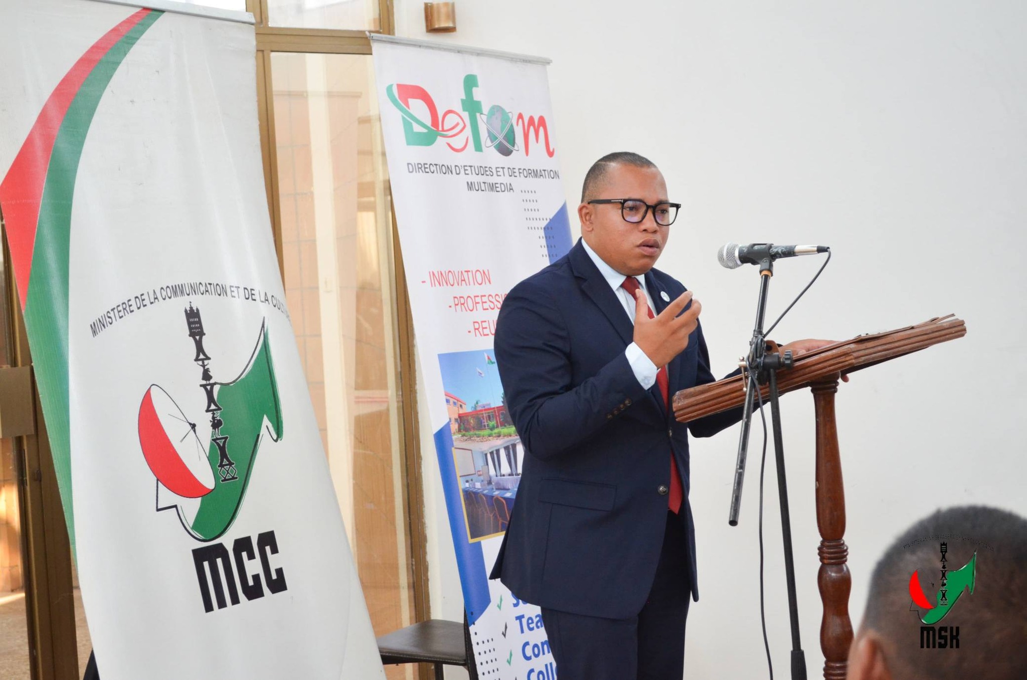 MITONDRA NY TRAIKEFANY, MIARA-MIENTANA AMIN’NY MINISITERAN’NY SERASERA SY NY KOLONTSAINA EO AMIN’NY LAFINY FAMPIOFANANA MOMBA NY SERASERA NY "𝗣𝗘𝗔𝗞"