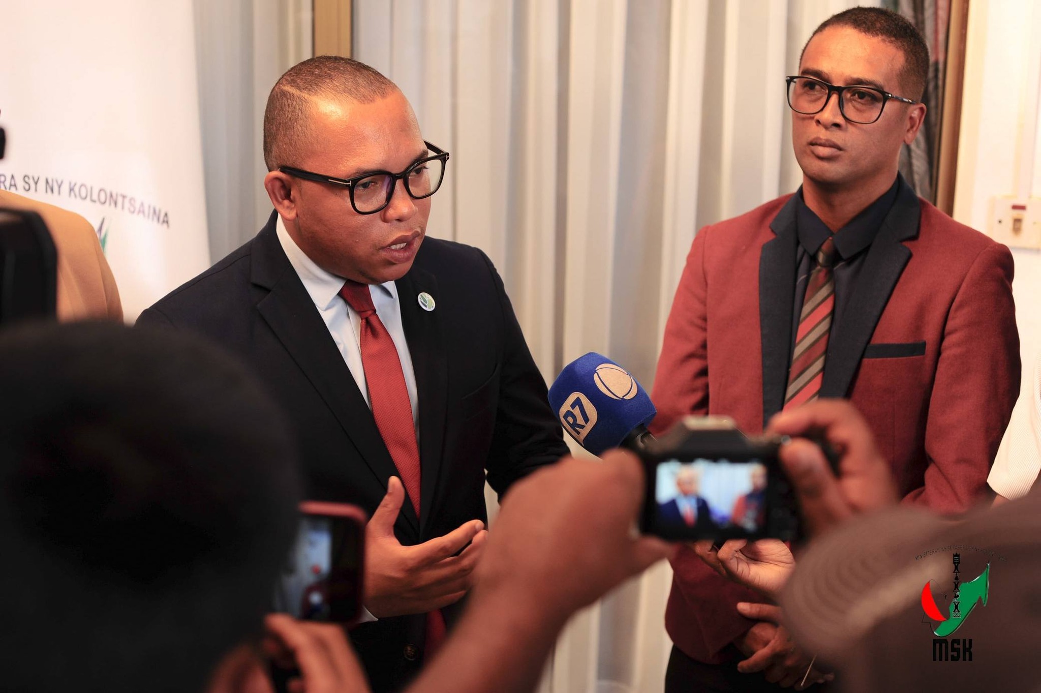 MITONDRA NY TRAIKEFANY, MIARA-MIENTANA AMIN’NY MINISITERAN’NY SERASERA SY NY KOLONTSAINA EO AMIN’NY LAFINY FAMPIOFANANA MOMBA NY SERASERA NY "𝗣𝗘𝗔𝗞"