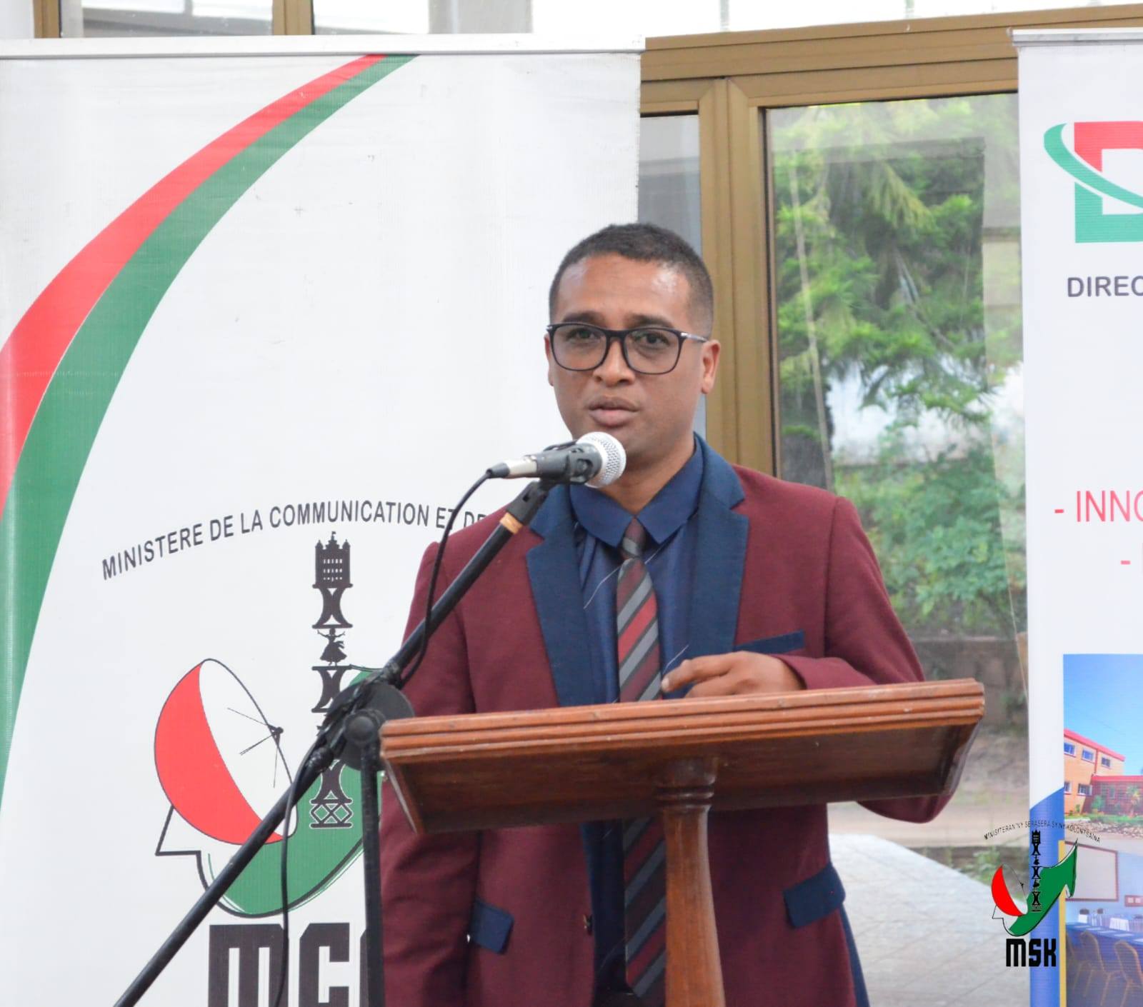 MITONDRA NY TRAIKEFANY, MIARA-MIENTANA AMIN’NY MINISITERAN’NY SERASERA SY NY KOLONTSAINA EO AMIN’NY LAFINY FAMPIOFANANA MOMBA NY SERASERA NY "𝗣𝗘𝗔𝗞"