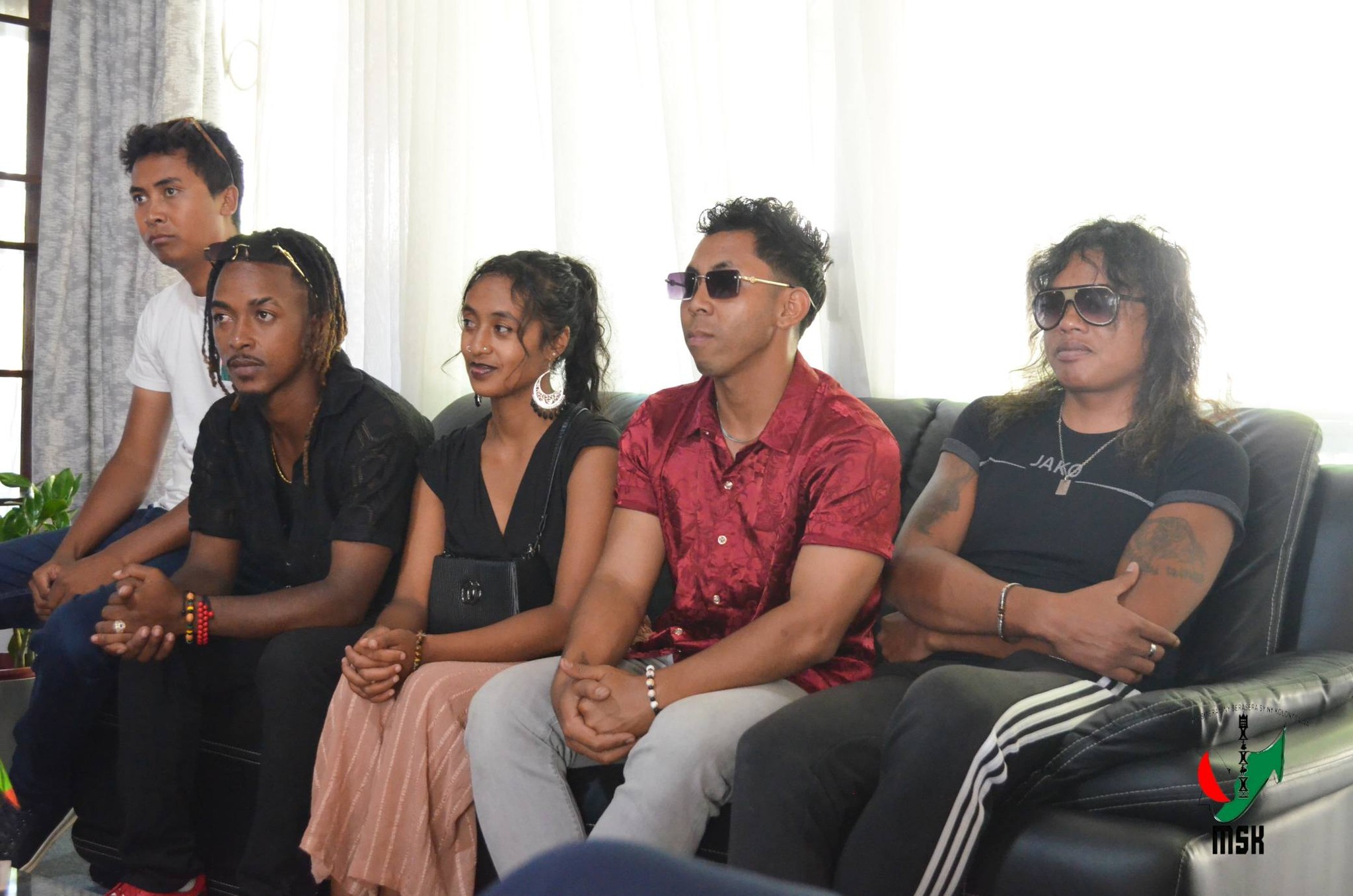 NAHAZO AMBOARA TAMIN’NY FIFANINANANA SEHO ARA-JAVA-KANTO NATAO TANY INDIA NY MALAGASY .