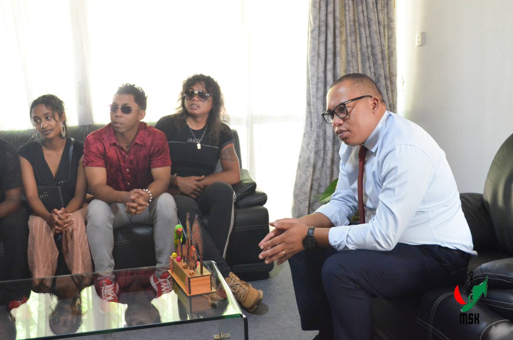 NAHAZO AMBOARA TAMIN’NY FIFANINANANA SEHO ARA-JAVA-KANTO NATAO TANY INDIA NY MALAGASY .