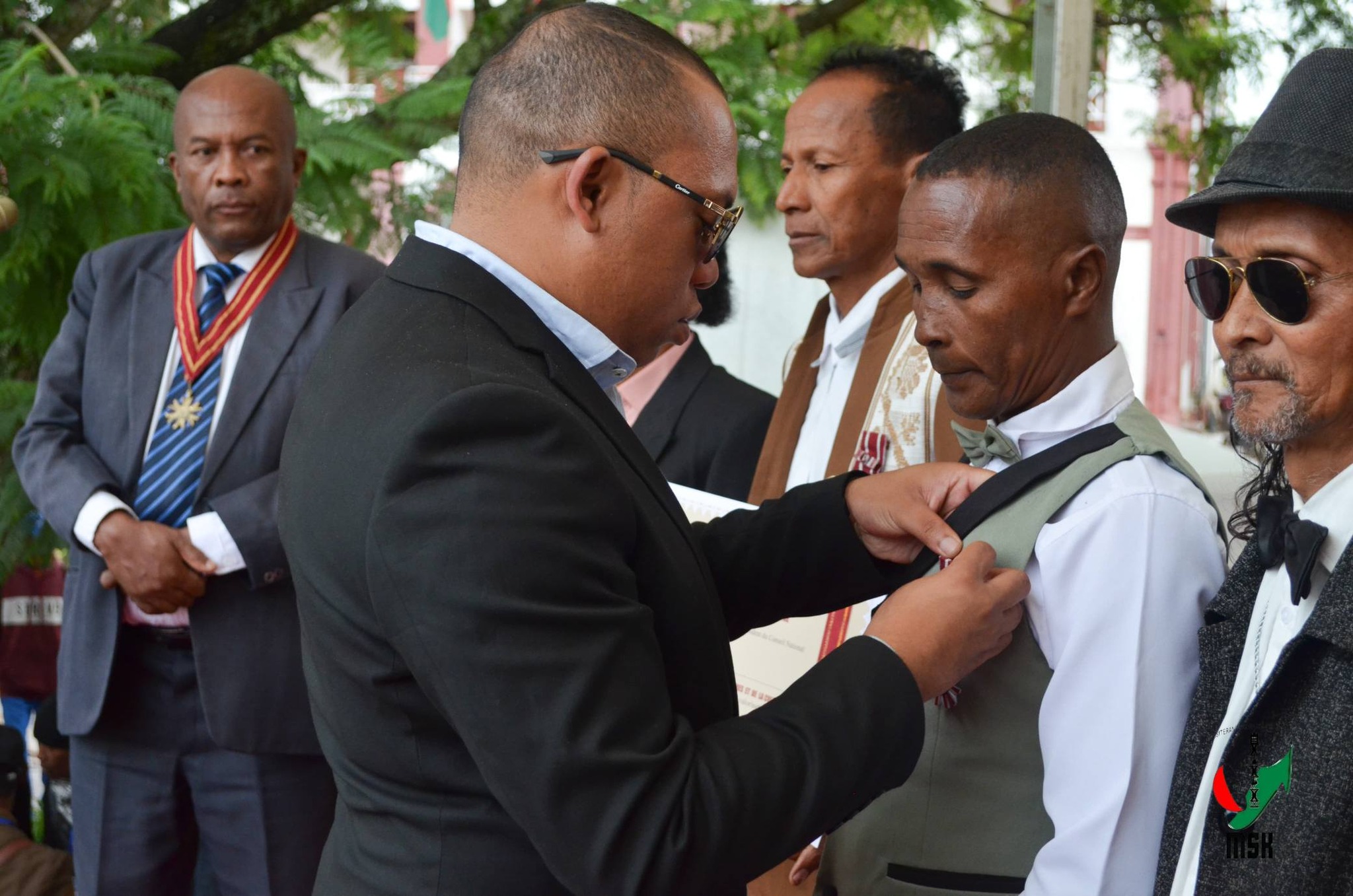 ENDRIKA HITA MASO FANKASITRAHANA NY EZAKA VITAN' NY MPISEHATRA ARA-KOLONTSAINA SADY FAMPIRISIHANA AMIN' NY TSARA KOKOA HATRANY NY MARI-BONINAHITRY NY KANTO