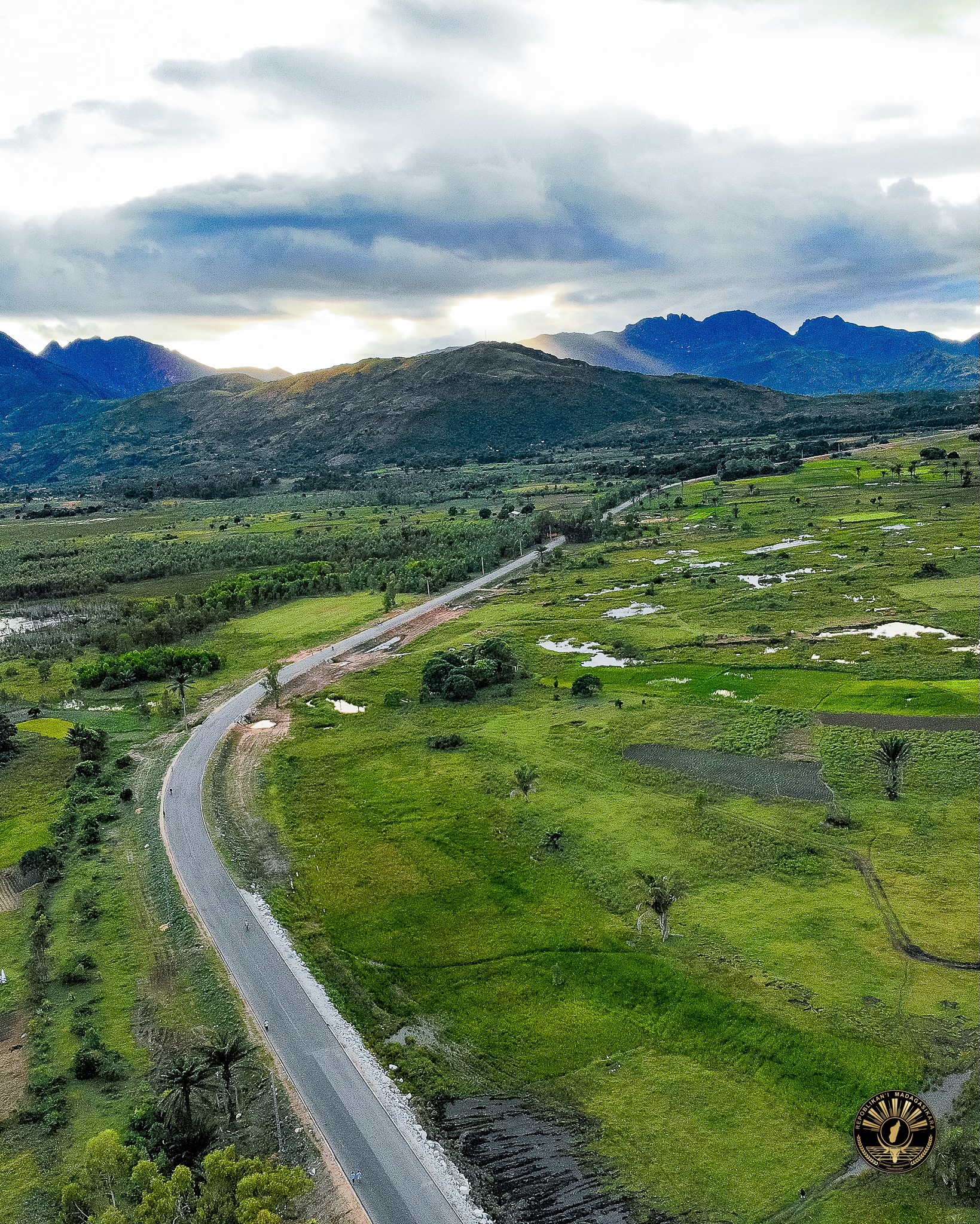 IZAY TENY NOMENA DIA TSY MAINTSY TANTERAHINA