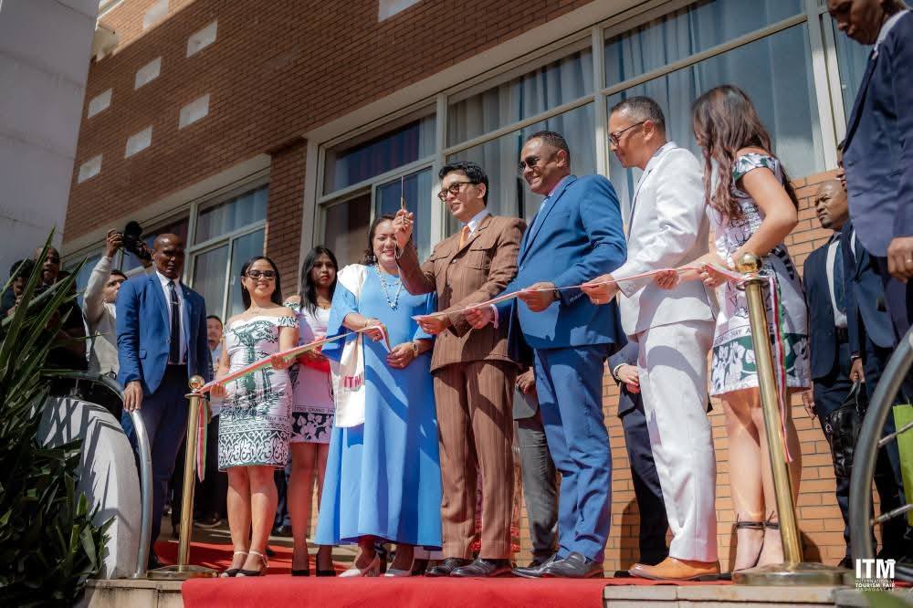 LAHARANA FAHATELO AMIN'NY FAMPIDIRANA VOLA VAHINY ETO MADAGASIKARA NY FIZAHANTANY