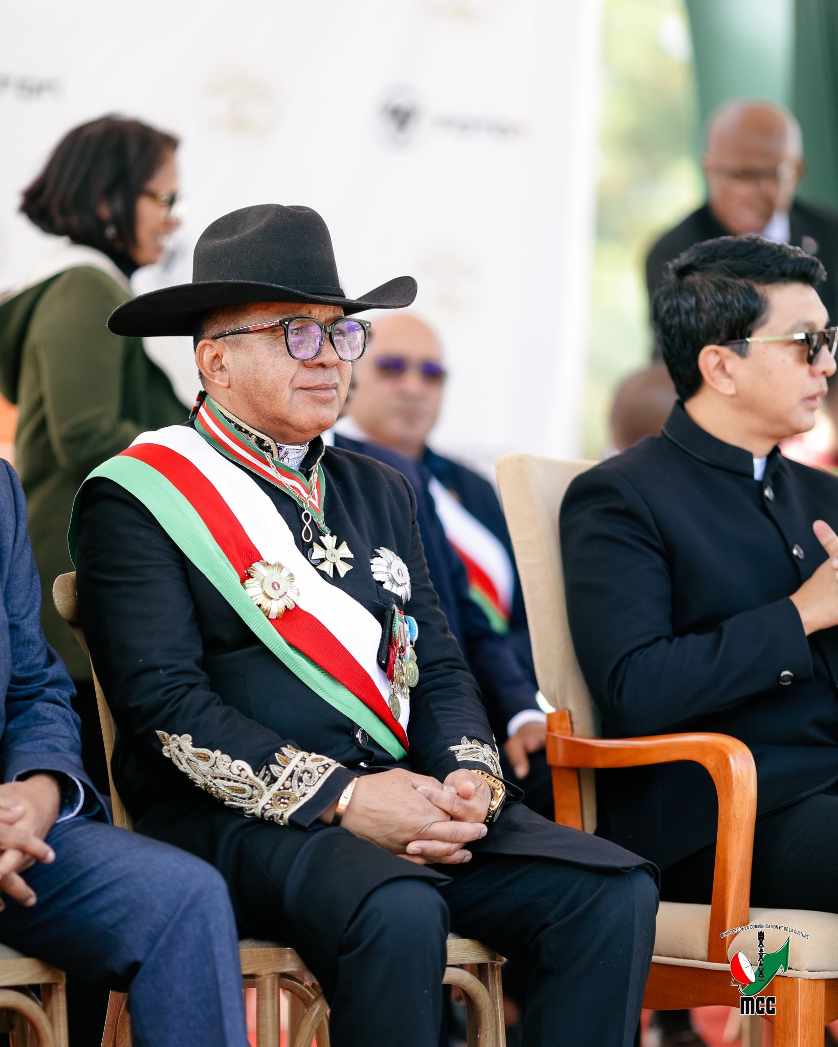 TONTOSA NY FANDRAISANA TAMIN'NY FOMBA OFISIALY NY AMPAHANY AMIN'IREO BUS ELECTRIQUE