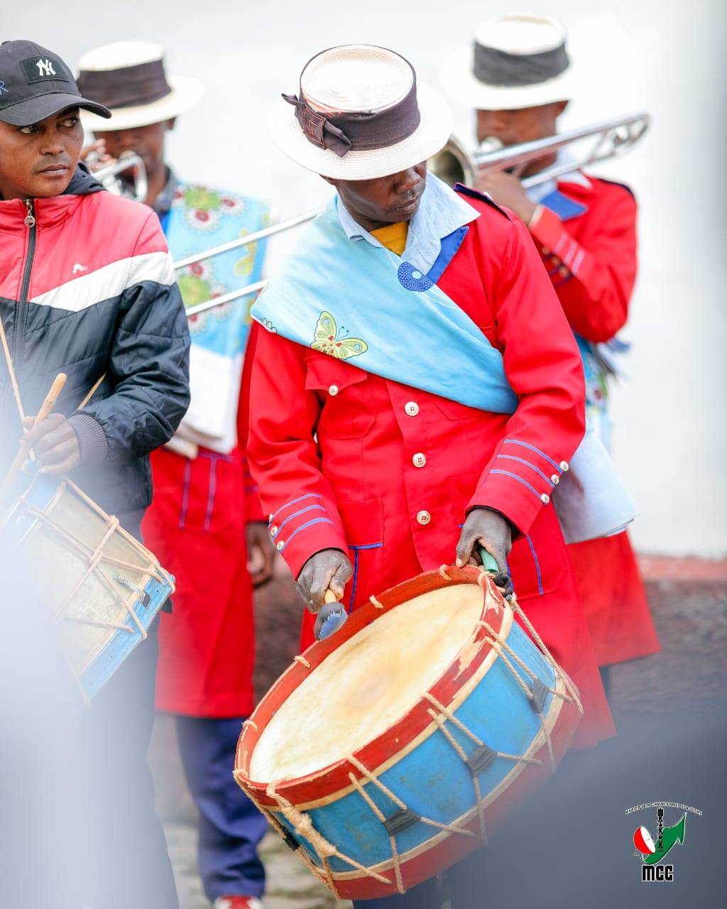 " OFFICIER DE L' ORDRE NATIONAL MALAGASY " IO NO MARI-BONINAHITRA NATOLOTRY NY FILOHAN' NY REPOBLIKA ANDRY RAJOELINA HO FANOMEZAM-BONINAHITRA AN' I SAHONDRAFININA ZANANY, MPIHIRAGASY