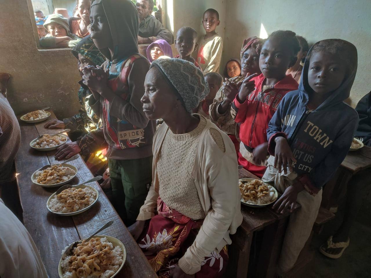 HO FANAMAFISANA IREO EZAKA NATOMBOKA DIA TONGA AO IKONGO IREO SOLONTENAN'NY GOVERNEMANTA