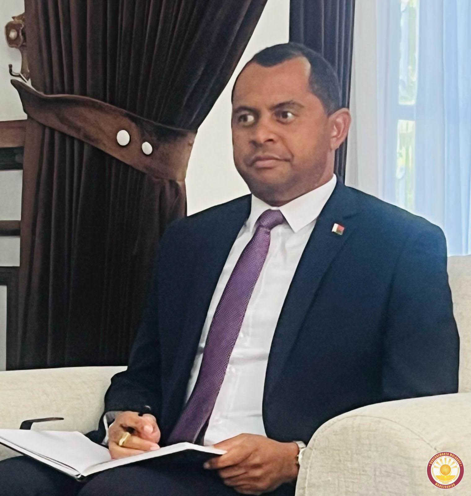 MADAGASIKARA SY NY FAO : FIARAHA-MIASA MIFOTOTRA AMIN' NY FAHAVITANTENA ARA-TSAKAFO