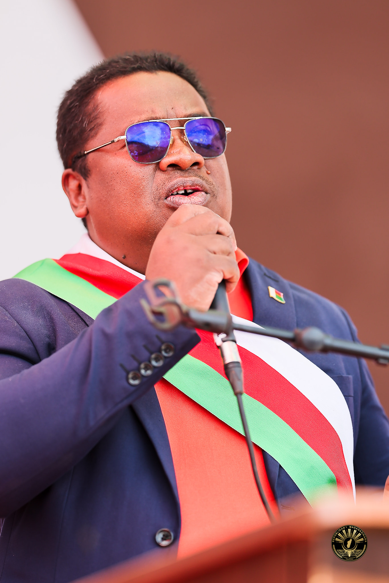 TSY MIKELY SORIKA NY FITONDRAM-PANJAKANA MANOME FANABEAZANA TSARA KALITAO SY MENDRIKA HO AN' NY ZAZA MALAGASY