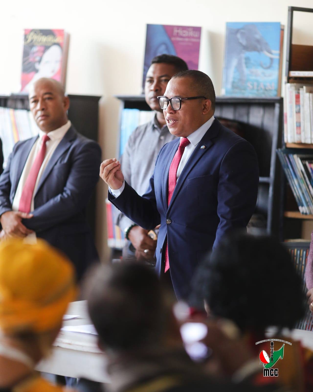 FAKAN-KEVITRA ARA-KOLONTSAINA EO AMIN' NY SOKAJY MPANDALA NY FOMBA MALAGASY