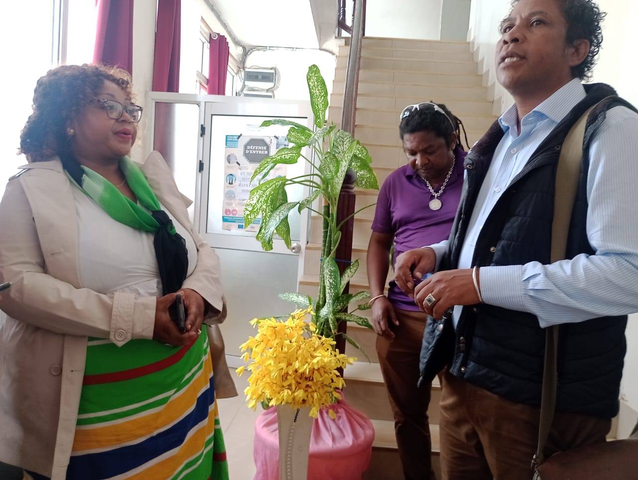 FOMBAN-DRAZANA ATSIMO ATSINANANA SY FAMPIROBOROBOANA NY ZAVA-KANTO, NIARA-NIDINIKA TAMIN' IREO AMPANKAJA SY MPANAKANTO NY TALE JENERALIN' NY KOLONTSAINA