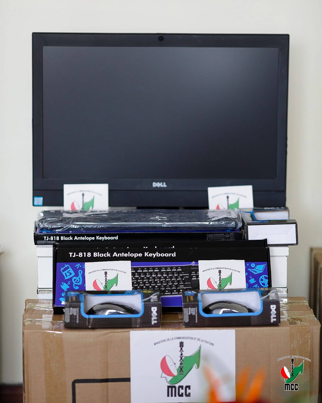 HAMAFISINA HATRANY NY SERASERA MBA HIPAKA ENY IFOTONY IREO ASA FAMPANDROSOANA ISAM-PARITRA