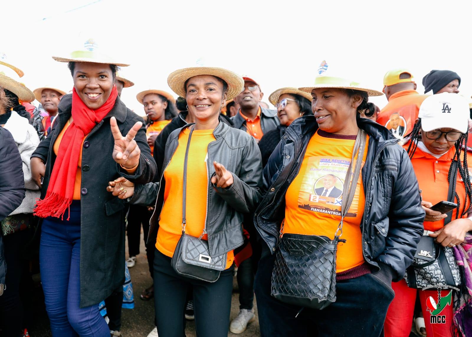 NY FANDAHARAM-POTOANA AN' ANDRIAMATOA FILOHAN' NY REPOBLIKAN' I MADAGASIKARA ANDRY RAJOELINA AMIN' NY FITSIDIHANA ETO AMIN' NY FARITRA MATSIATRA AMBONY