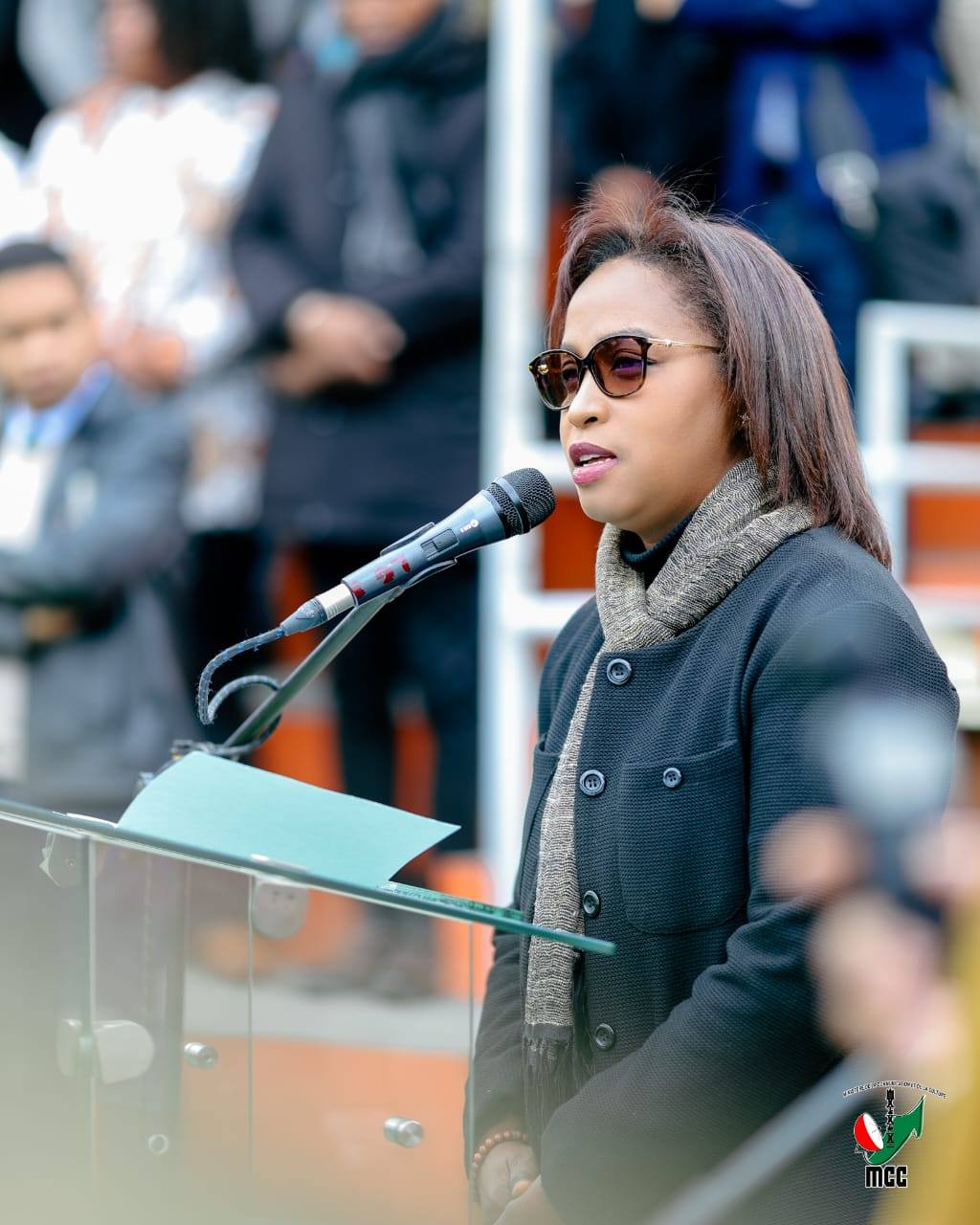 " OFFICIER DE L' ORDRE NATIONAL MALAGASY " IO NO MARI-BONINAHITRA NATOLOTRY NY FILOHAN' NY REPOBLIKA ANDRY RAJOELINA HO FANOMEZAM-BONINAHITRA AN' I SAHONDRAFININA ZANANY, MPIHIRAGASY