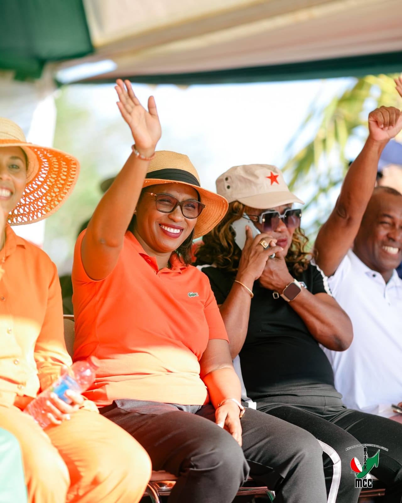 FIFANINANANA NASIONALY ARA-PANATANJAHANTENA HO AN' NY MPIASAM-PANJAKANA