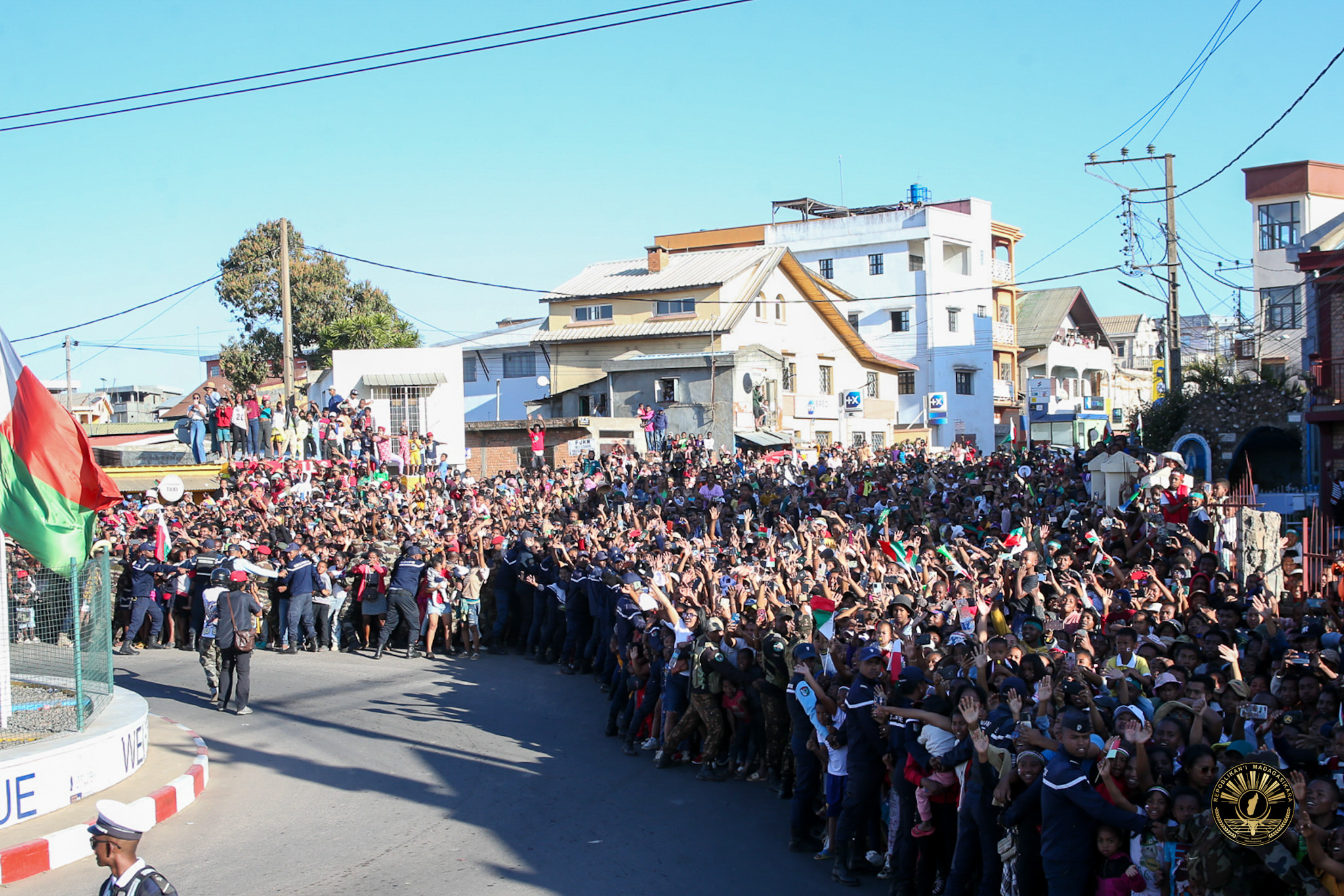 TONGA SOAMATSARA ETO AN-TANINDRAZANA NY EKIPAM-PIRENENTSIKA BAREA MADAGASIKARA