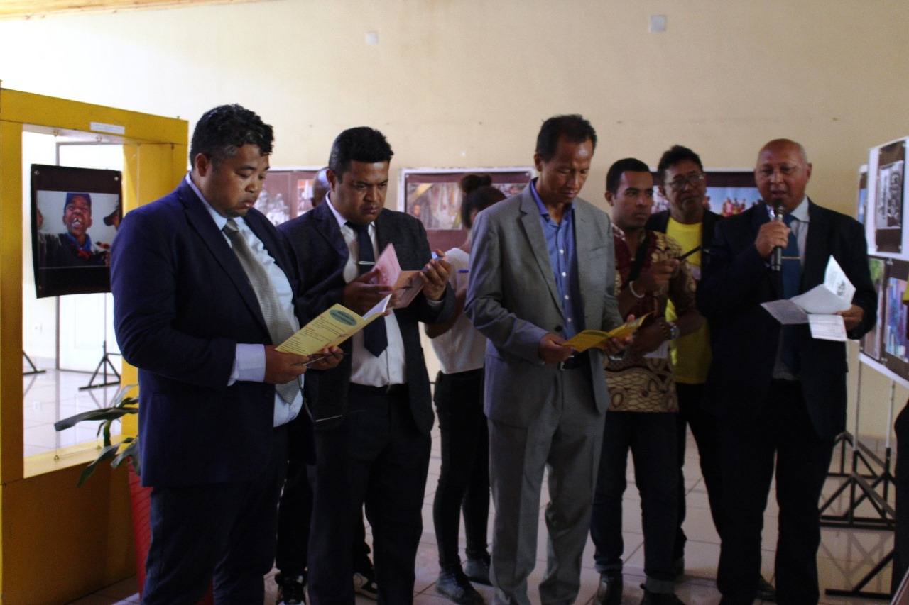 NASEHO AN-TSARY ANDRAONY ALAROBIA 10 DESAMBRA 2025 TESTY AMIN' NY TRANO SARY AMBOHIDAHY IREO DINGANA SY LALANA NANDALOVAN' NY ASA FANAOVAN-GAZETY TETO MADAGASIKARA SY NY FIATREHAN' NY MPANAO GAZETY NY ASANY AN-TAONANY MARO