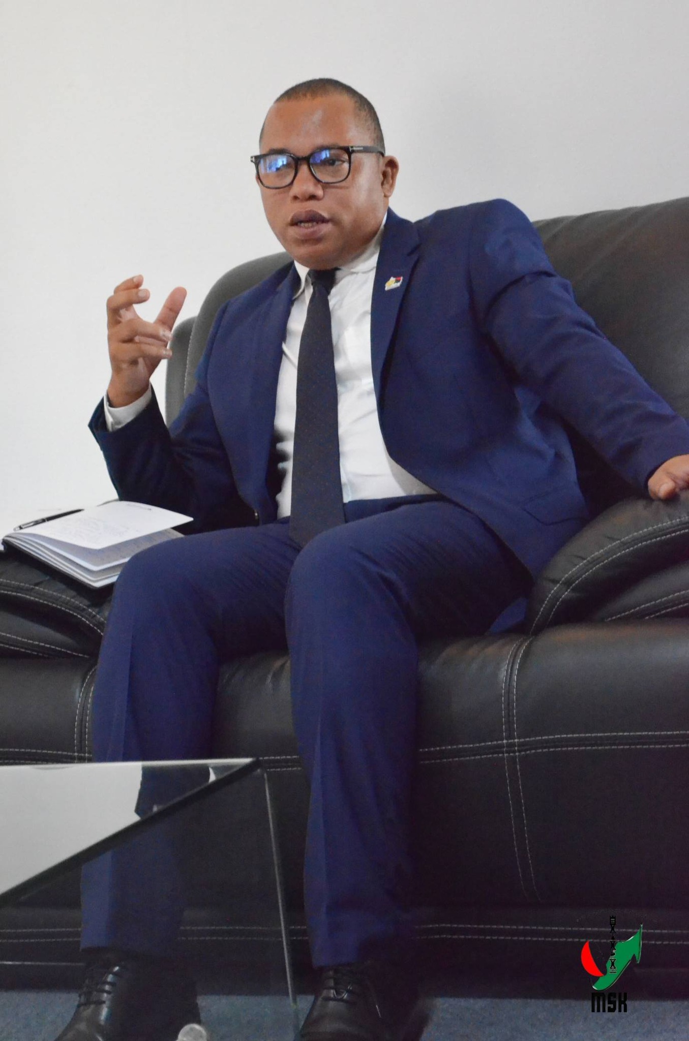 MANATANTERAKA IRAKA ETO MADAGASIKARA NY FIRENENA MIKAMBANA HO FIOMANANA AMIN' NY FANOHANANA AN' I MADAGASKARA HIATRIKA FIFIDIANANA