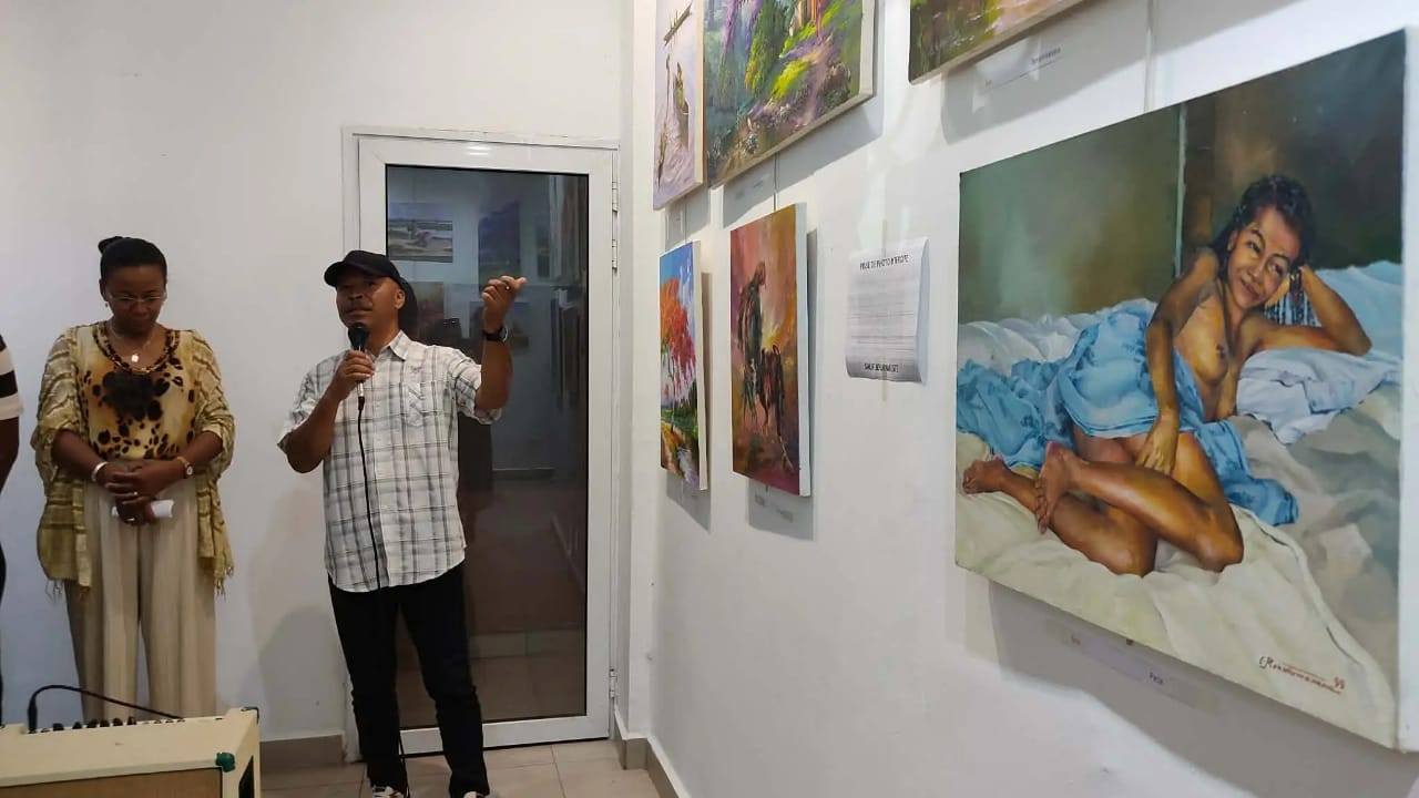 FAMPIRANTIANA ETSY AMIN' NY IVOKOLO NY HOSODOKO SANGANASAN' I HANS RANAIVOSON