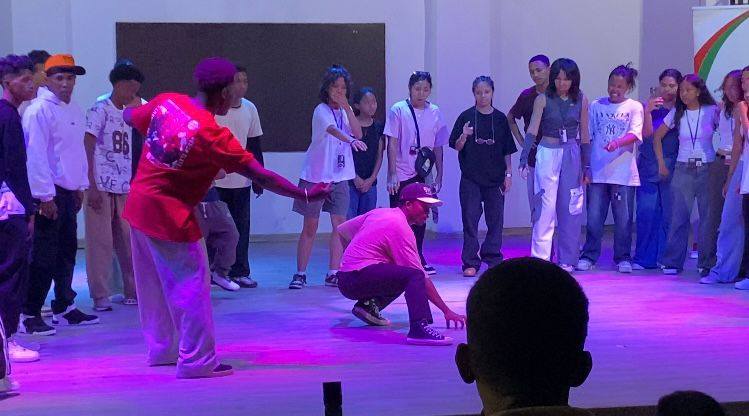 ANJARAN' NY TANORA INDRAY ANDROANY NO NANOLOTRA HETSIKA ARA-KOLONTSAINA EO AMIN' NY TONTOLON' NY DIHY AN-TANAN-DEHIBE