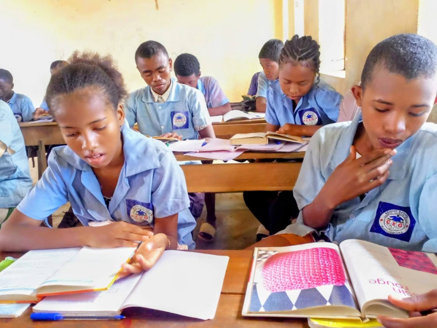 AKON'NY FANAMARIHANA NY ANDRO IRAISAM-PIRENENA HO AN'NY TENINDRENY, 21 FEBROARY 2026  "TIA NY TENINDRENY, MANANDRATRA NY TANINDRAZANA"  FITALEAVAM-PARITRY NY SERA SERA SY NY KOLONTSAINA ANALAMANGA