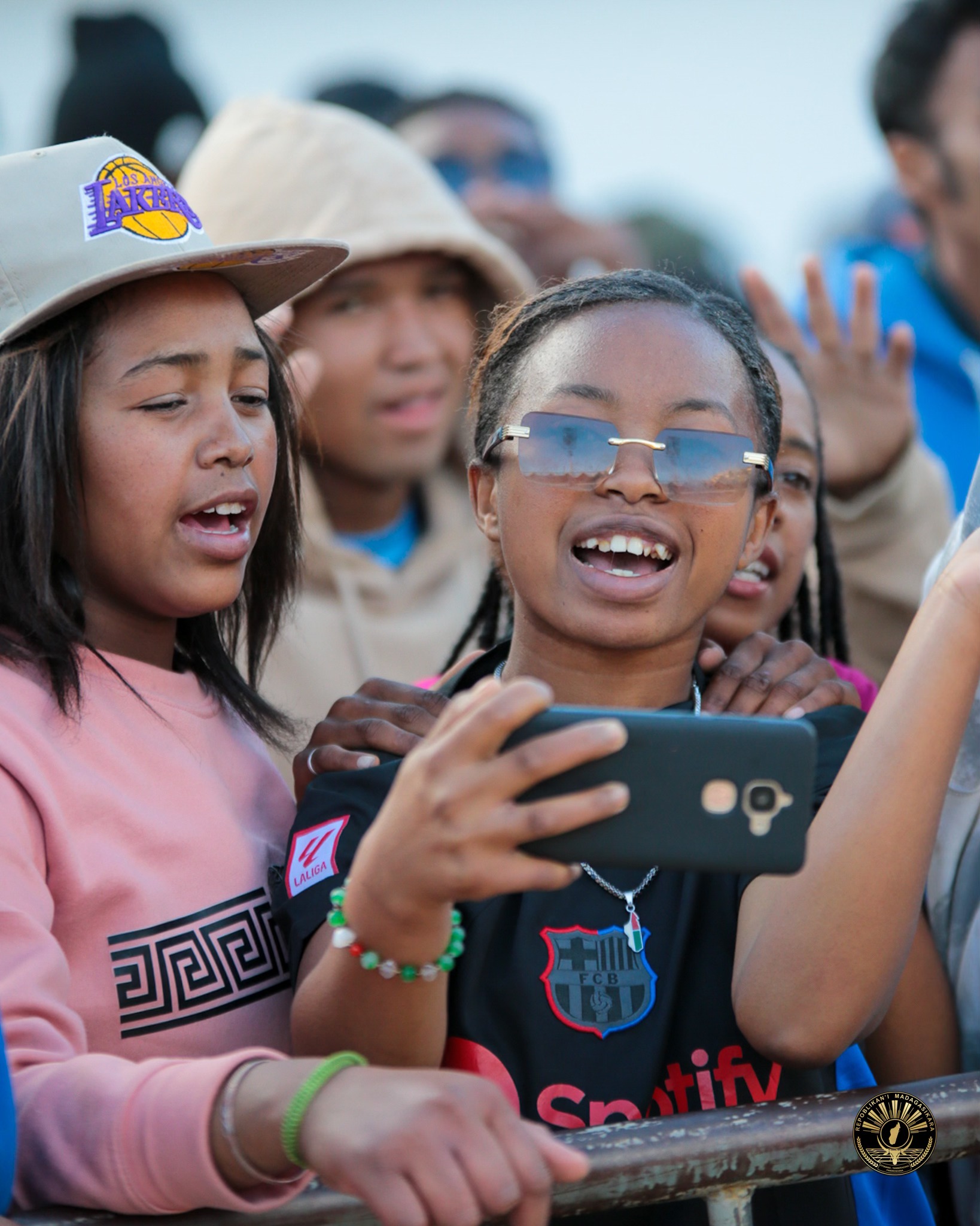 MANAN-DANJA MANOKANA HO AN' NY FIRENENA IZAO FAHA-65 TAONA NIVERENAN' NY FAHALEOVANTENA IZAO