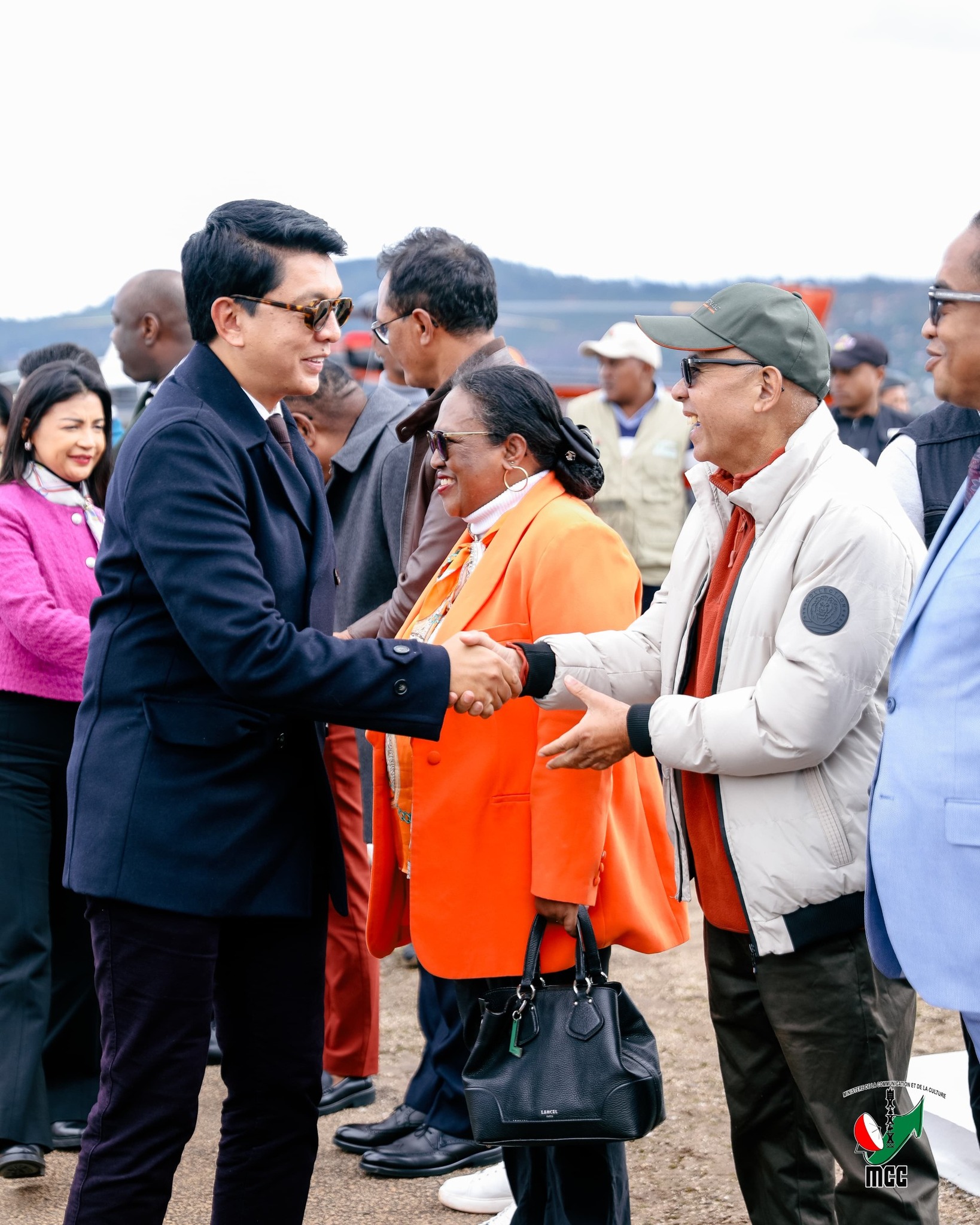 NY FANDAHARAM-POTOANA AN' ANDRIAMATOA FILOHAN' NY REPOBLIKAN' I MADAGASIKARA ANDRY RAJOELINA AMIN' NY FITSIDIHANA ETO AMIN' NY FARITRA MATSIATRA AMBONY