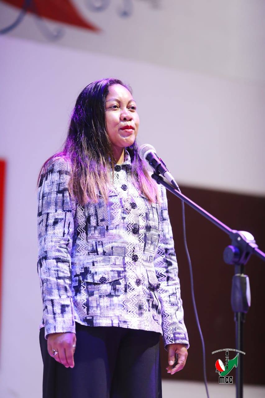 TONTOSA ANDROANY IHANY KOA NY FAMINDRAM-PAHEFANA TEO AMINA TOMPON' ANDRAIKITRA AMBONY MIISA TELO VOATENDRY ETO ANIVON' NY MINISTERAN' NY SERASERA SY NY KOLONTSAINA ARAKA NY FILAN-KEVITRY NY MINISITRA NY ALAROBIA 19 NOVAMBRA 2025