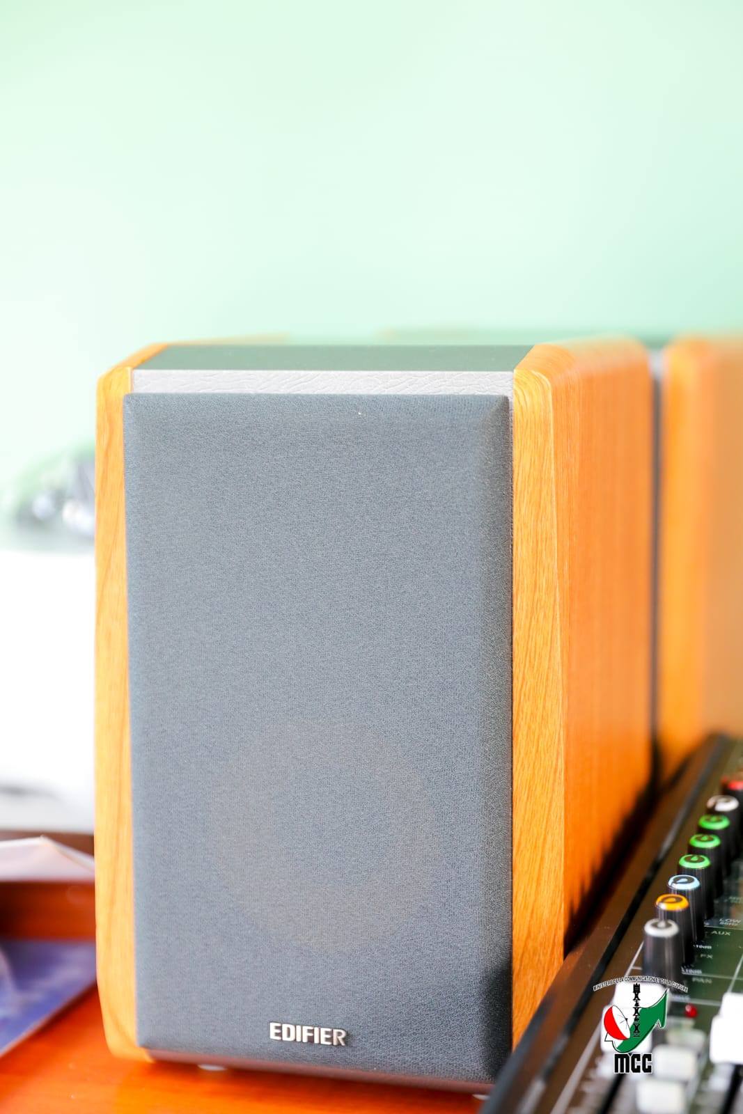 KAOMINA MIISA 19 AO AMBATOLAMPY NO AFAKA HANJOHY NY TVM SY RNM INDRAY