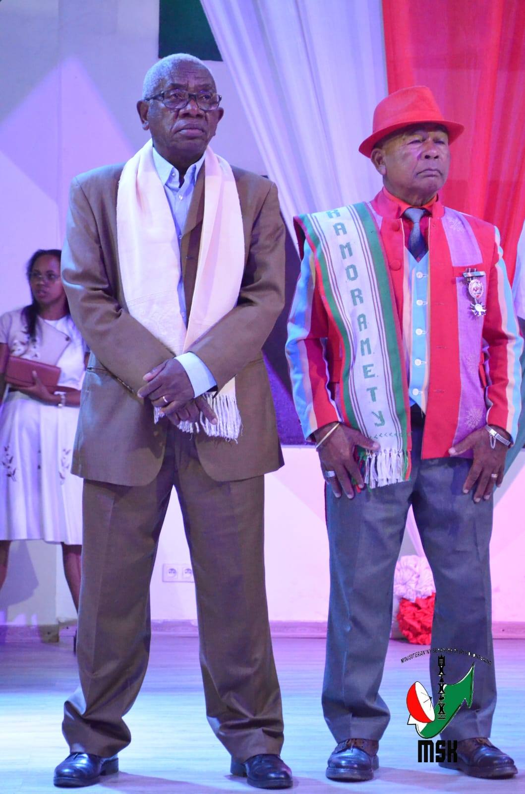 " POA-TSATROKA" ENDRIM-PANKASITRAHANA MANOKANA AVT AMIN' NY MINISITRA HO AN' IREO NAHAVITA BE TEO AMIN' NY SEHATRY NY KABARY SY NY KOLONTSAINA