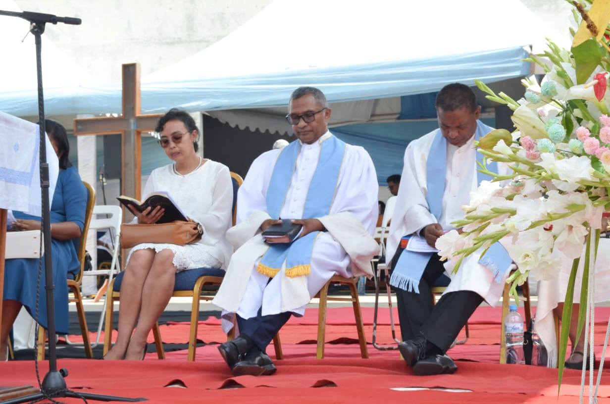 NAMPITA MIVANTANA NY FANOMPOAM-PIVAVAHANA TENY ANTSONJOMBE NY TELEVIZIONA FAHAZAVANA AN' NY FIANGONANA FJKM