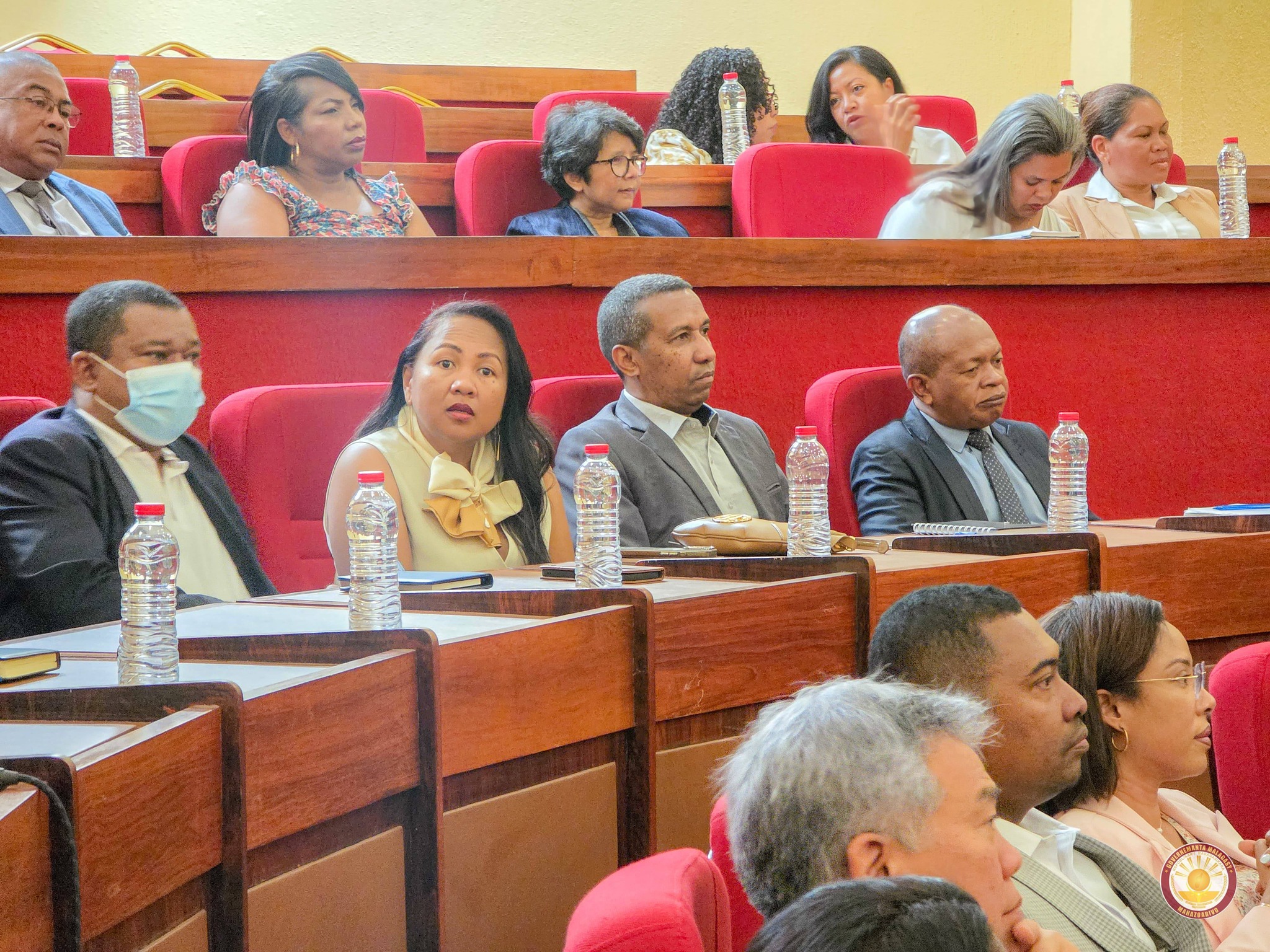 ANTSO AVO IRAISAM-PIRENENA HO FANARENANA NY FAHASIMBANA VOKATRY NY RIVODOZA GEZANI